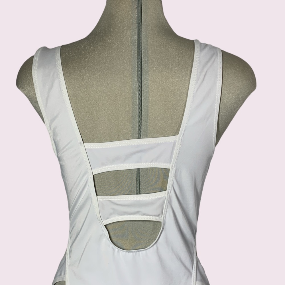 White  Custom Designer  One Piece Swimsuit Size XL - Picture 5 of 14